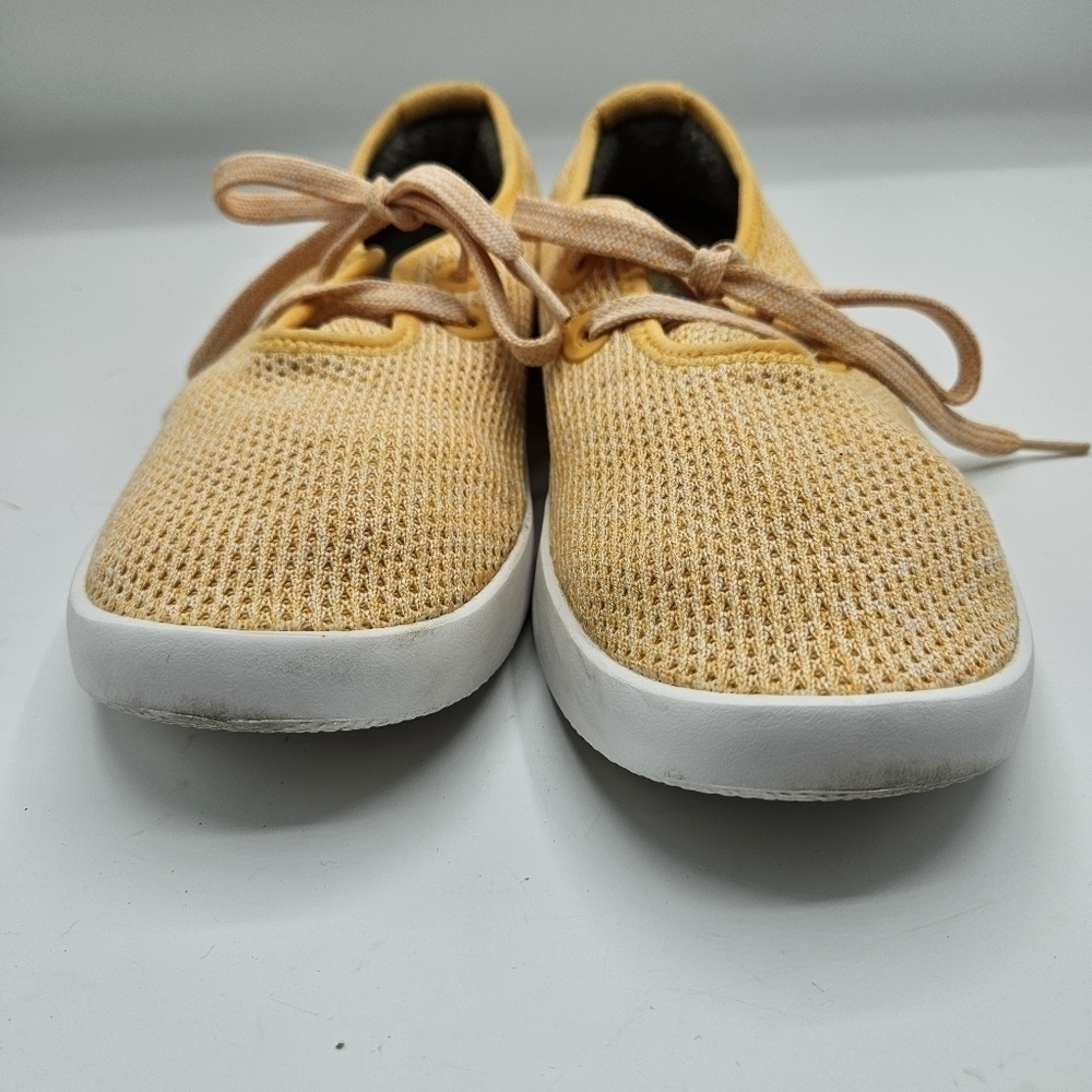 Allbirds tennis shoes size 8 - Picture 2 of 11